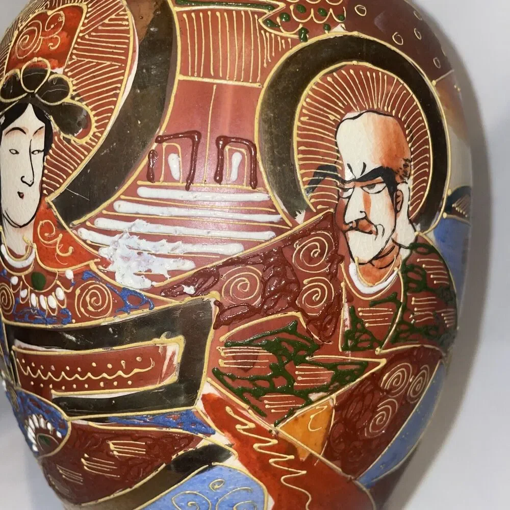 Antique Satsuma Pottery Vase Made in Japan Hand Painted Gold Cobalt 10